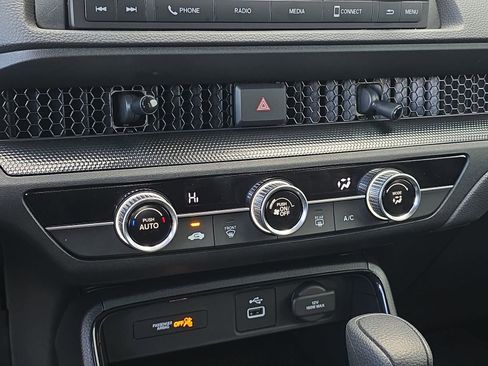 Certified 2025 Honda CR-V LX image 23