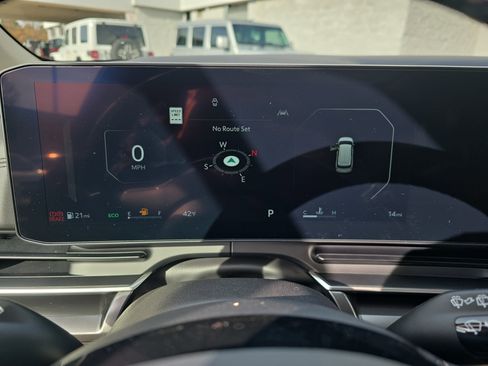 New 2026 Kia Carnival SX image 21