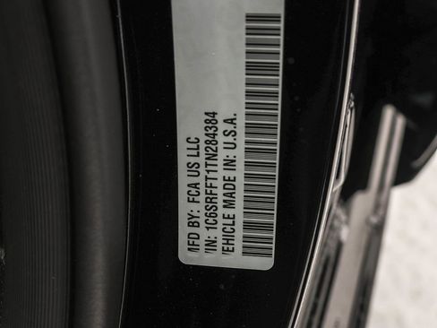 New 2026 RAM 1500 4x4 Crew Cab image 36