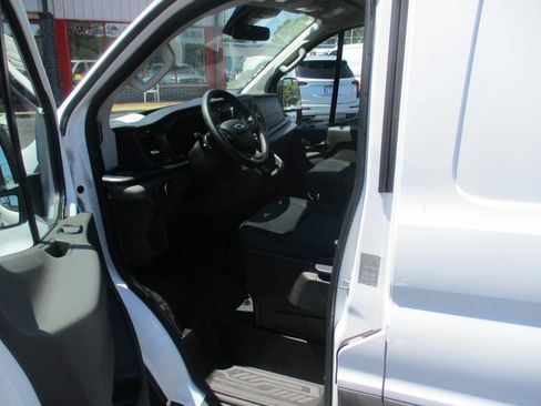 Used 2025 Ford Transit 250 Low Roof w/ Exterior Upgrade Package RWD image 6