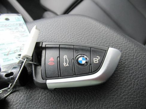 Used 2023 BMW X2 xDrive28i AWD/4WD image 28
