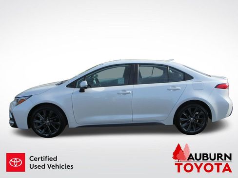 Certified 2025 Toyota Corolla SE w/ Convenience Package FWD image 7
