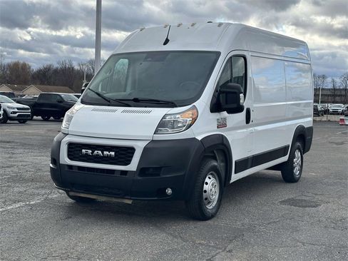 Used 2022 RAM ProMaster 2500 w/ Convenience Group image 7