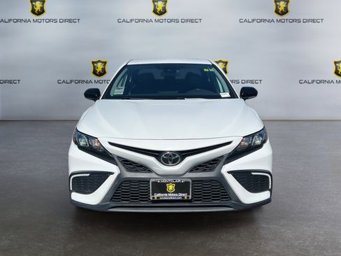 Used 2023 Toyota Camry SE w/ Convenience Package FWD image 8