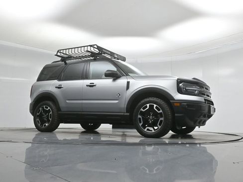 Certified 2022 Ford Bronco Sport Outer Banks AWD/4WD image 4