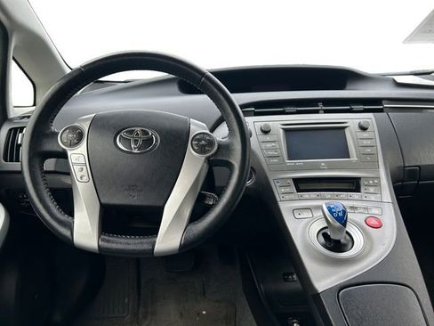 Used 2015 Toyota Prius Four FWD image 12