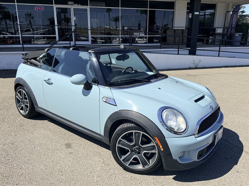 Used 2013 MINI Cooper S FWD image 12