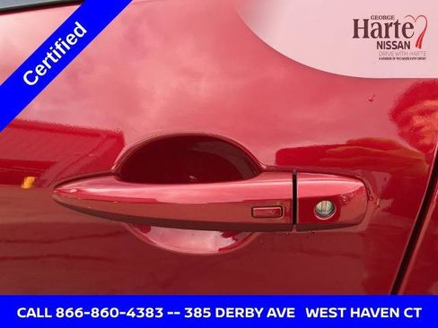 Certified 2025 Nissan Rogue SV image 9