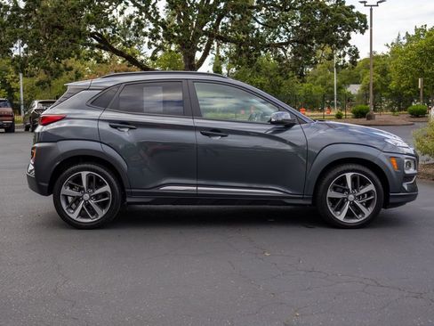 Used 2021 Hyundai Kona Limited AWD/4WD image 6