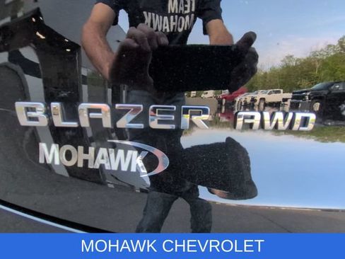 Certified 2025 Chevrolet Blazer LT w/ Driver Confidence Package AWD/4WD image 32