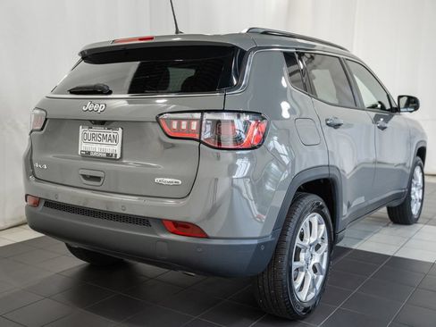 Certified 2023 Jeep Compass Latitude AWD/4WD image 4