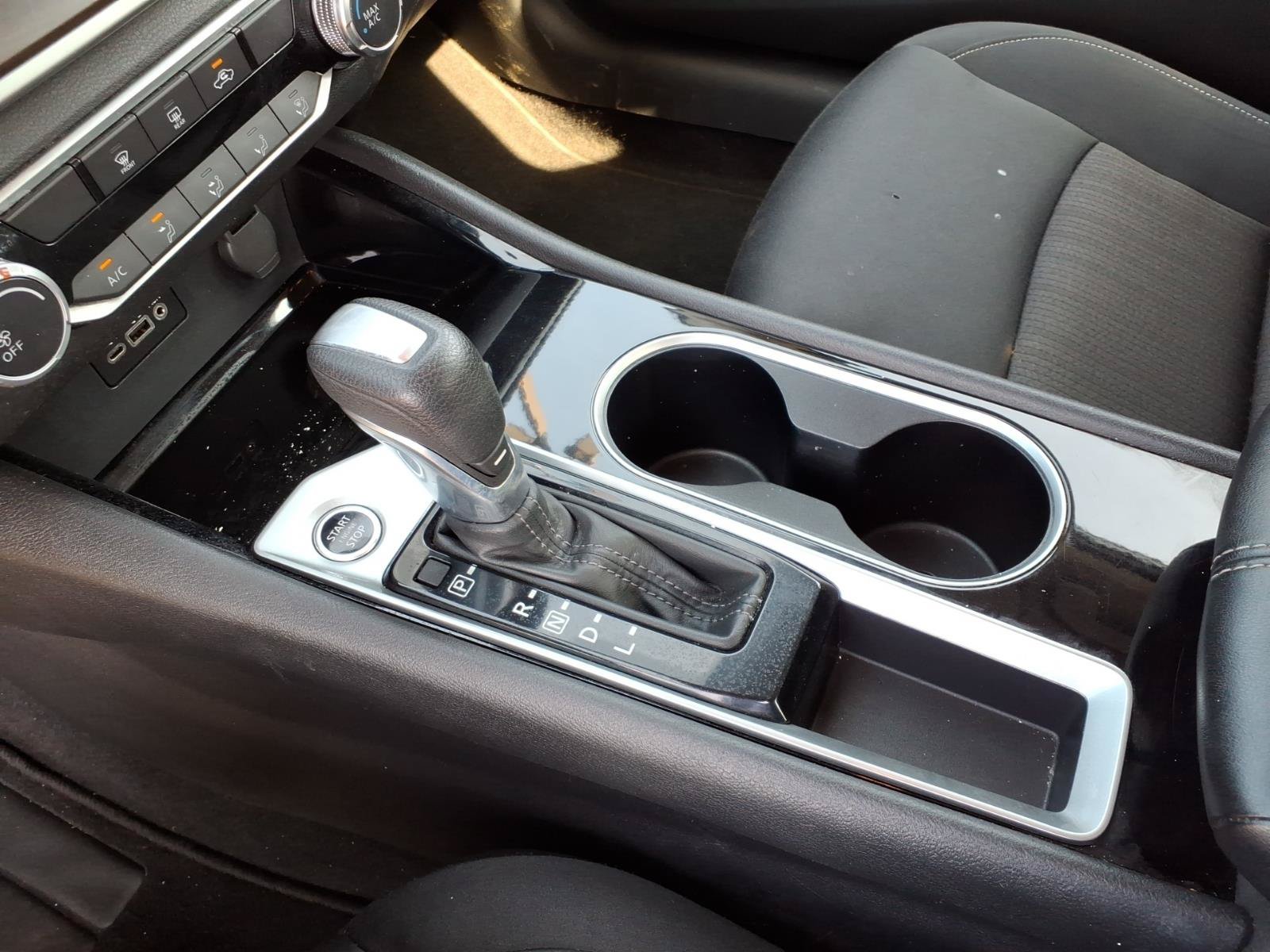 Used 2024 Nissan Altima 2.5 SV FWD image 13