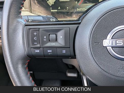 Used 2025 Nissan Kicks SR FWD image 17