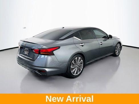 Used 2023 Nissan Altima 2.5 SL image 7