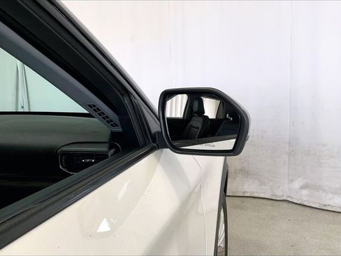 Used 2022 Ford Explorer Limited w/ Equipment Group 301A image 11