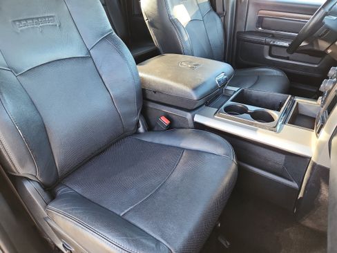 Used 2015 RAM 2500 Laramie w/ Convenience Group image 14