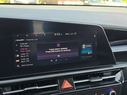 Certified 2024 Kia Niro Wind FWD image 24