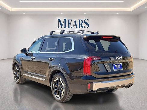 Used 2025 Kia Telluride S AWD/4WD image 3