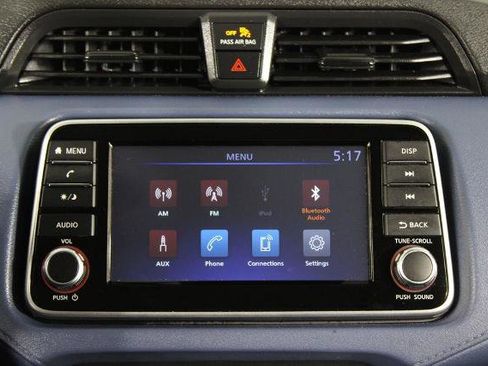 Certified 2025 Nissan Versa SV FWD image 9