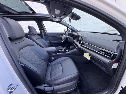 New 2025 Kia Sportage X-Line image 9