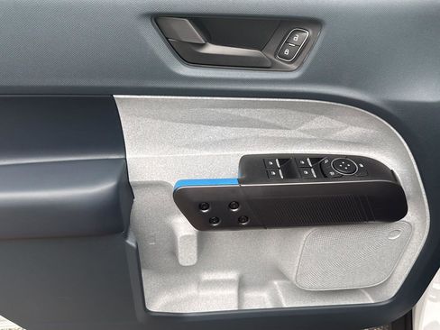 New 2025 Ford Maverick XLT w/ XLT Luxury Package FWD image 11