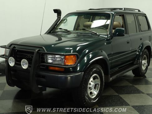Used 1997 Toyota Land Cruiser w/ Collector's Edition Pkg AWD/4WD image 18