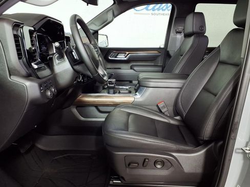 Used 2025 Chevrolet Silverado 1500 RST w/ RST All Star Premium Package AWD/4WD image 8