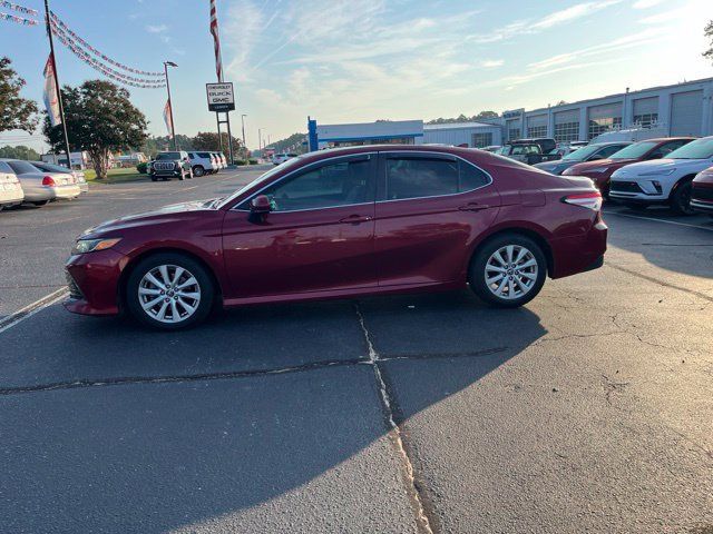 Used 2019 Toyota Camry LE FWD image 36