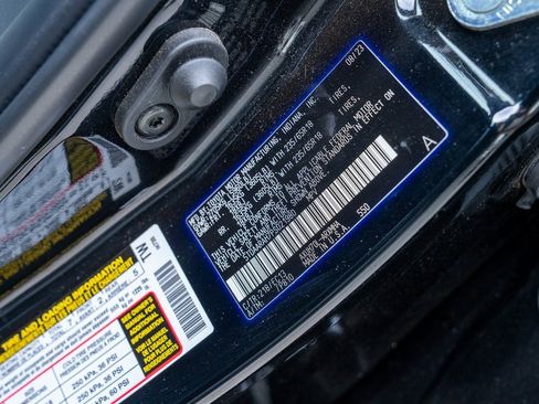 Certified 2023 Toyota Highlander Bronze Edition image 23