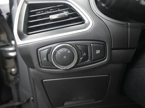 Used 2024 Ford Edge SEL AWD/4WD image 13