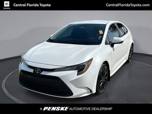 Certified 2026 Toyota Corolla LE FWD image 1