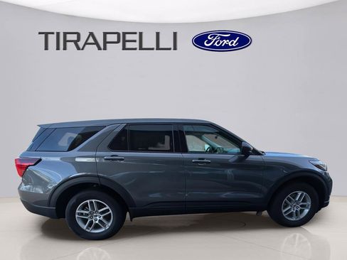 New 2026 Ford Explorer Active image 4
