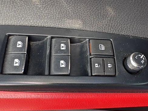 Used 2020 Toyota Camry XSE FWD image 26