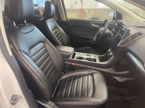 Used 2024 Ford Edge SEL w/ Convenience Package image 38