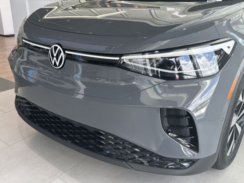 New 2026 Volkswagen ID.4 Pro RWD image 3