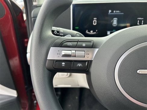 New 2026 Hyundai Tucson Blue SE image 25