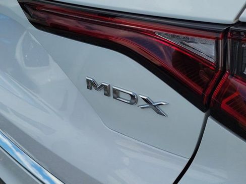 Certified 2025 Acura MDX FWD w/ Technology Package image 5