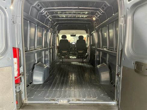 Used 2022 RAM ProMaster 3500 w/ Fleet Safety Group FWD image 22