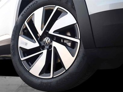 New 2026 Volkswagen Atlas SE