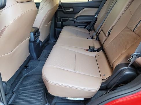 New 2026 Toyota 4Runner Limited AWD/4WD image 7