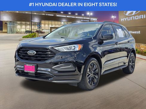 Used 2024 Ford Edge SE w/ Black Appearance Package image 2