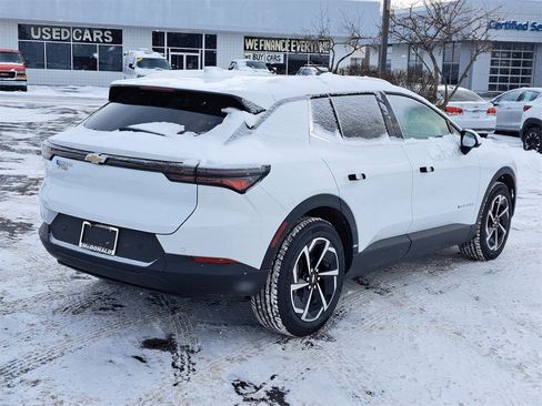 New 2026 Chevrolet Equinox EV LT image 3