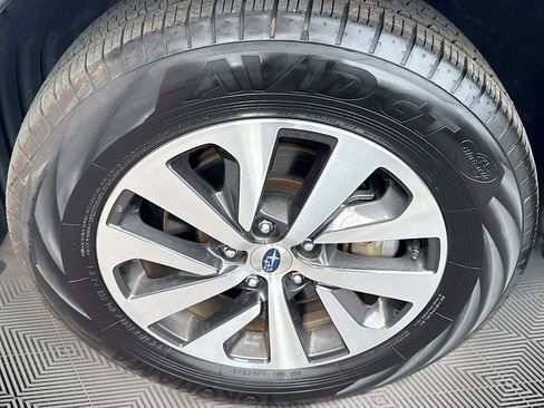 Certified 2025 Subaru Outback Premium AWD/4WD image 30