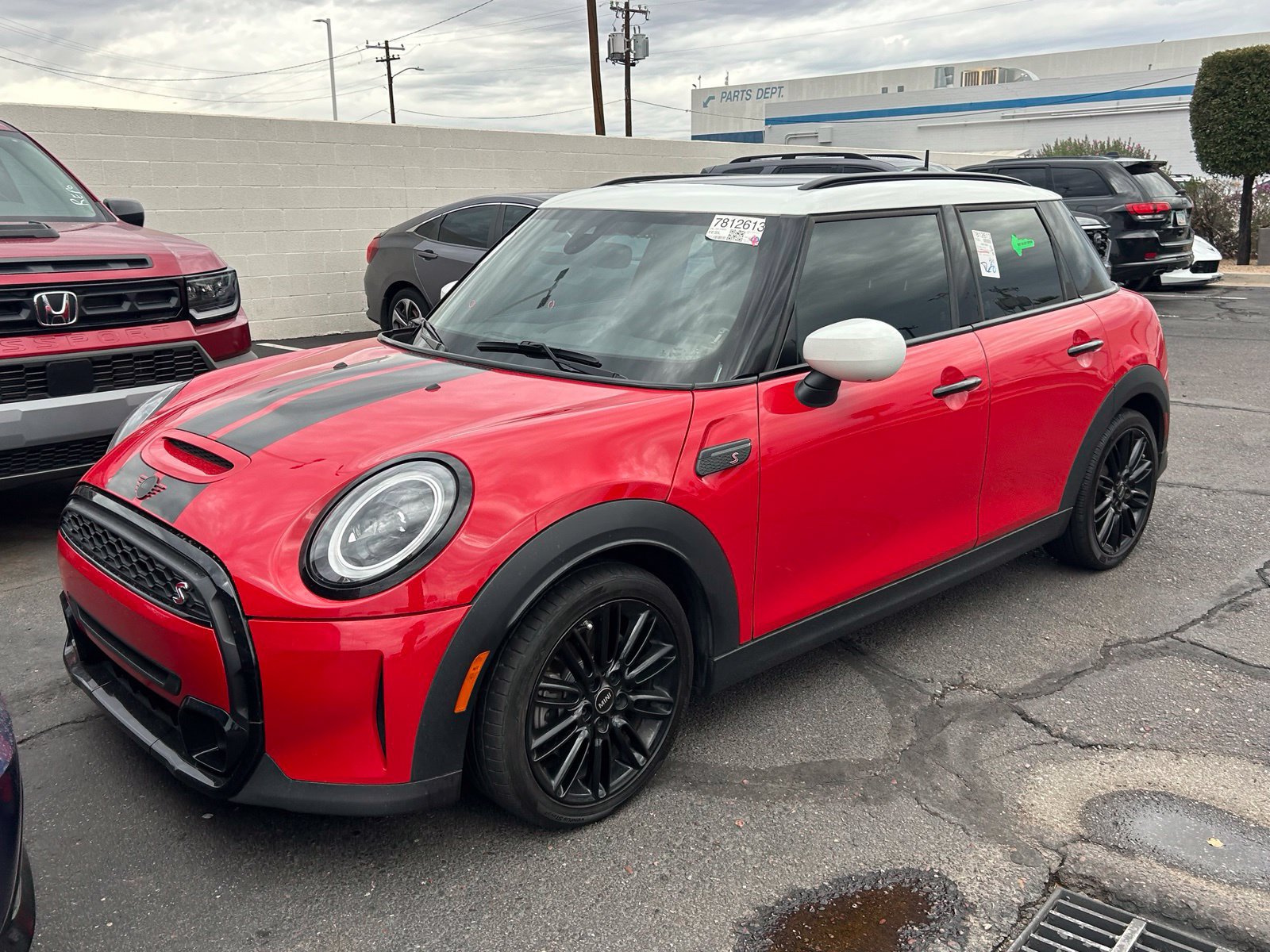 Used 2023 MINI Cooper S FWD image 2