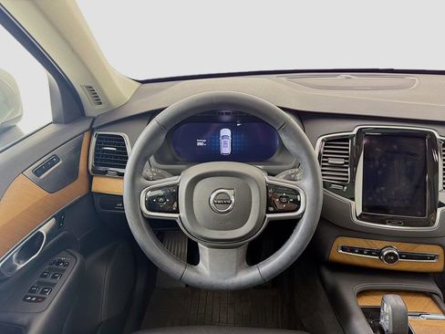 Used 2023 Volvo XC90 B6 Plus w/ Protection Package Premier image 24