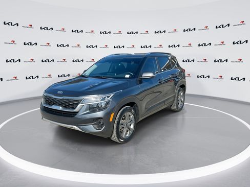 Certified 2021 Kia Seltos S FWD image 4