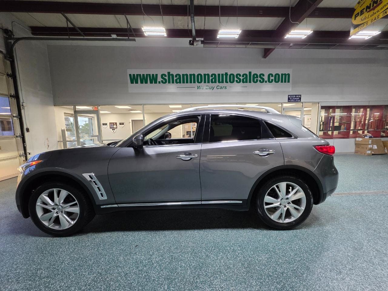 Used 2013 INFINITI FX37 AWD w/ Premium Pkg image 11