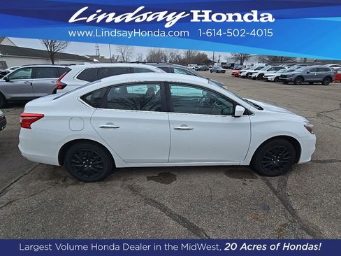 Used 2017 Nissan Sentra S image 3