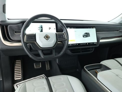 Used 2024 Rivian R1S Adventure AWD/4WD image 11