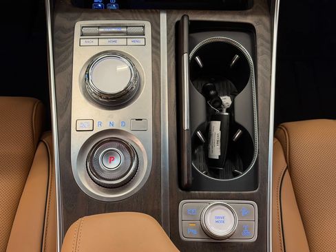Used 2024 Genesis GV80 3.5T Prestige Signature AWD/4WD image 28